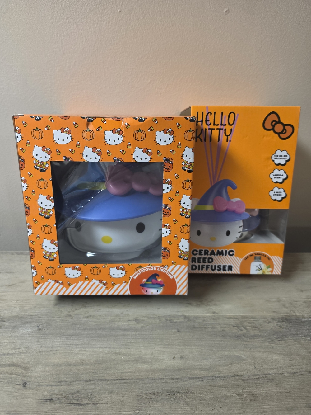 Hello Kitty Ceramic Reed Diffuser And LED Aroma Fan Bundle